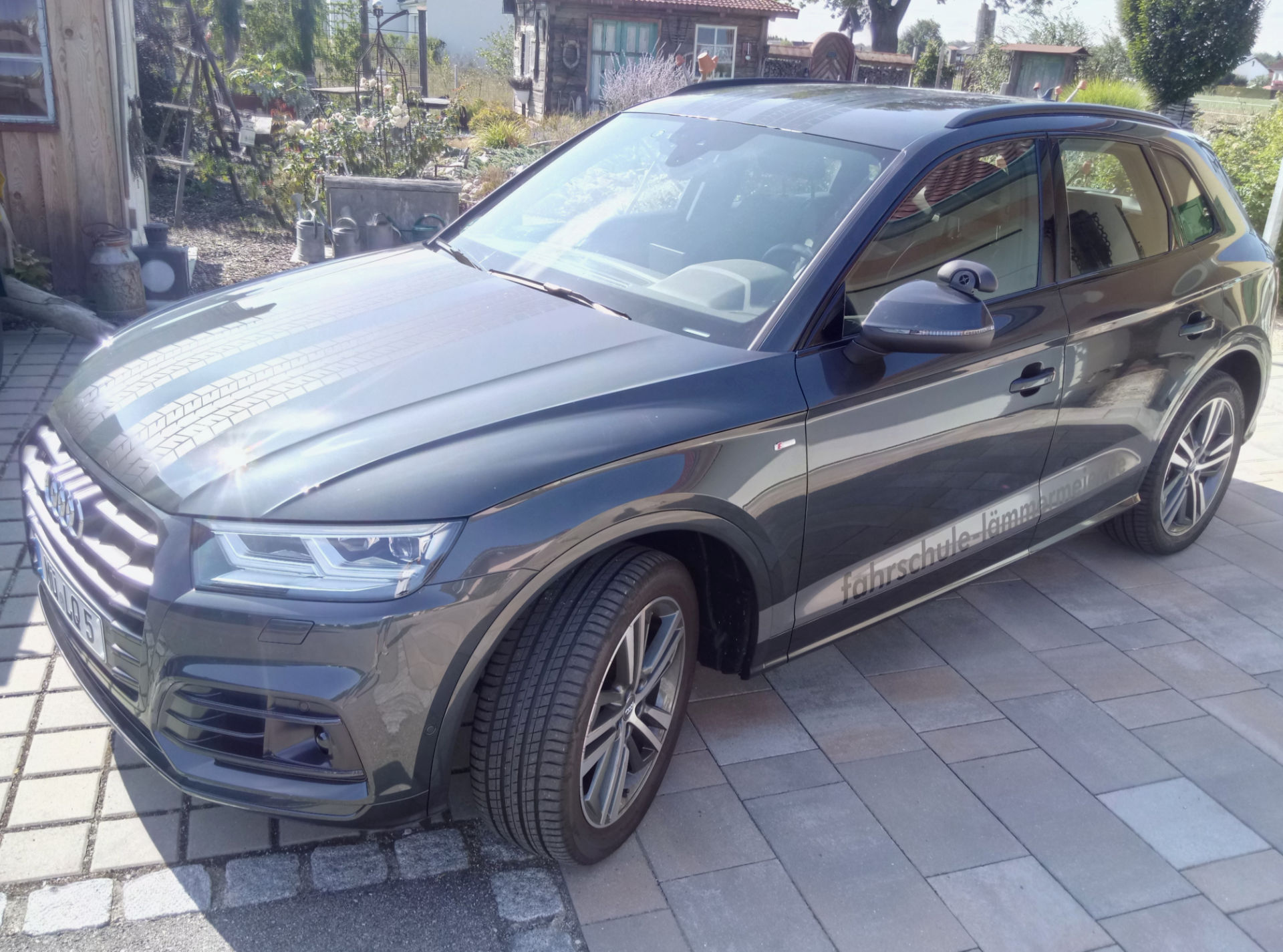 Audi Q5 der Fahrschule Horend-Lämmermeier