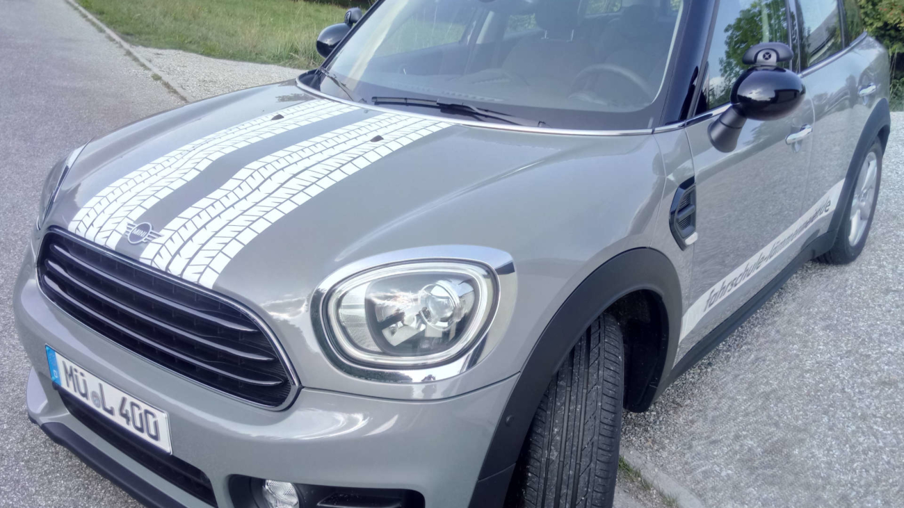 Mini Countryman der Fahrschule Horend-Lämmermeier