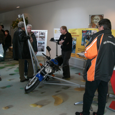 Ausstellung der Fahrschule Horrend-Lämmermeier